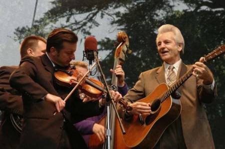 quick/Del_McCoury-dl100404_dg_09-jb.jpg